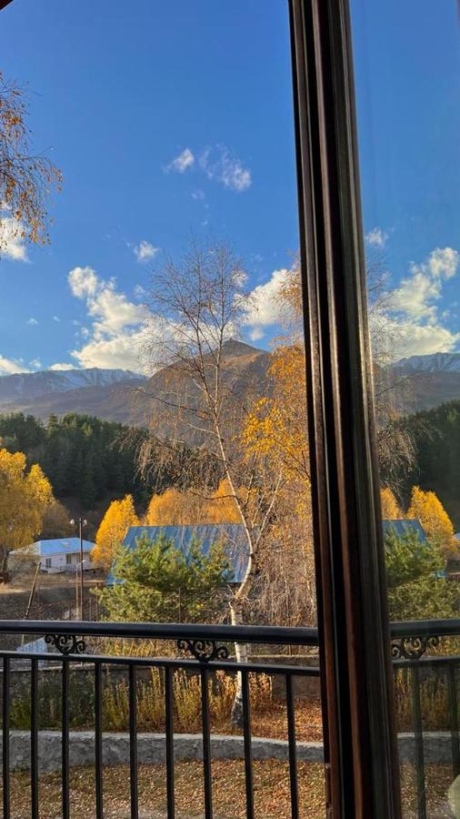 Hotel Garemta Kazbegi Esterno foto