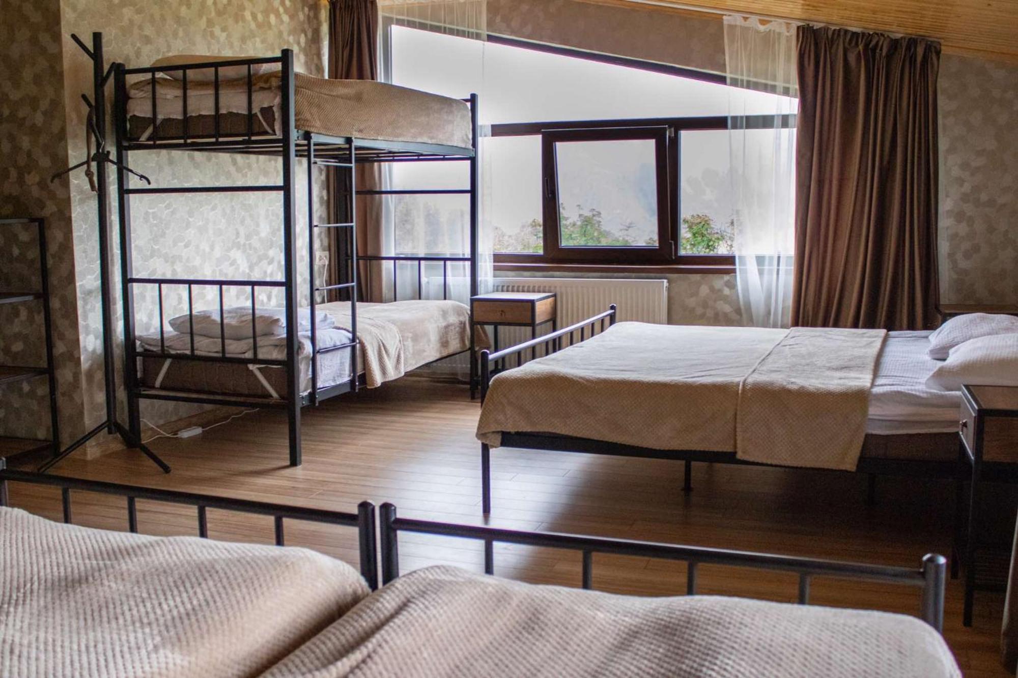 Hotel Garemta Kazbegi Esterno foto